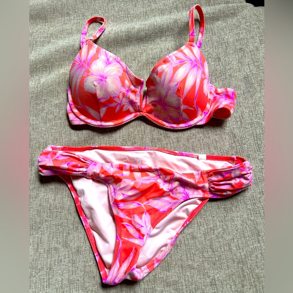 Floral Bikini Set in pink and coral by Shade  and Shore .  Size small top is 34B